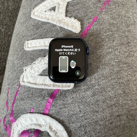 Series 6 Apple Smart Watch 40MM - Picture 2 of 7